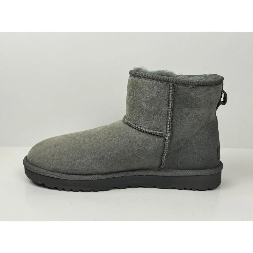 UGG‎ Classic Mini II Sheepskin Wool Boots Women's Size 11 Grey W/1016222